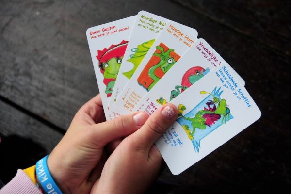 Kinderen en sociale vaardigheden, een boek voor volwassenen mèt het Coole Kikker kwartetspel